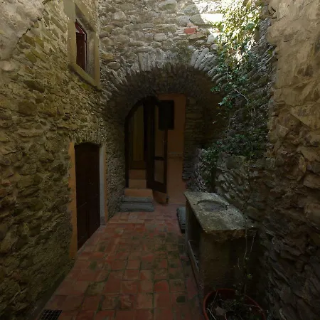 Castello Di Rometta * Fivizzano